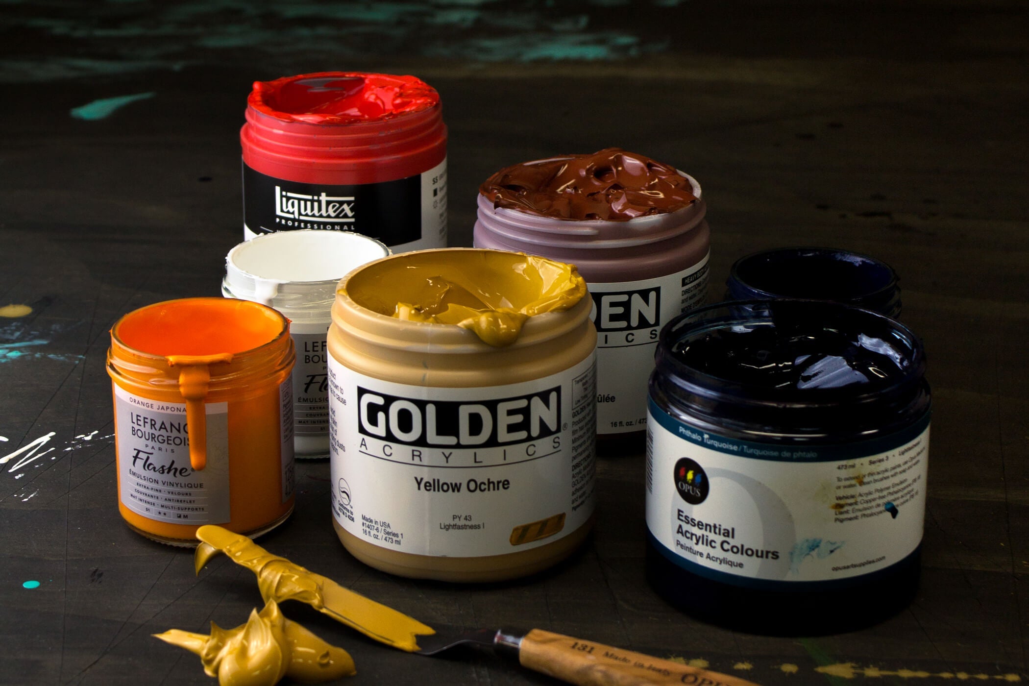 How to choose acrylic paints at Opus