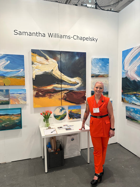 Utilizing Acrylic Textures with Samantha Williams-Chapelsky