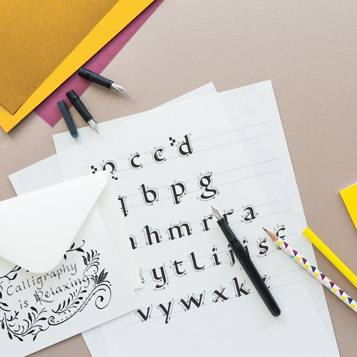 Manuscript Beginner’s Calligraphy Set