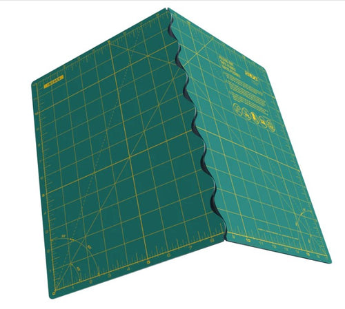 OLFA Folding Cut Mat 12" x 17"