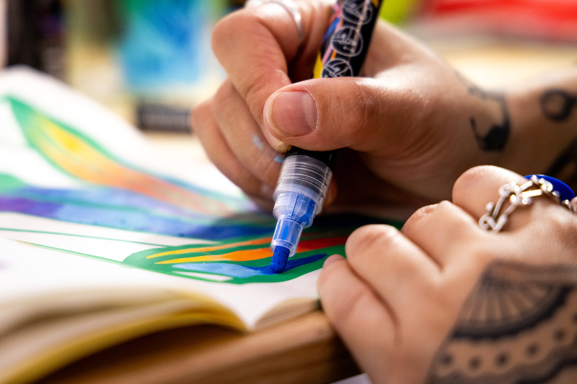 Liquitex Professional Acrylic Markers - Dusty Rose — sketching