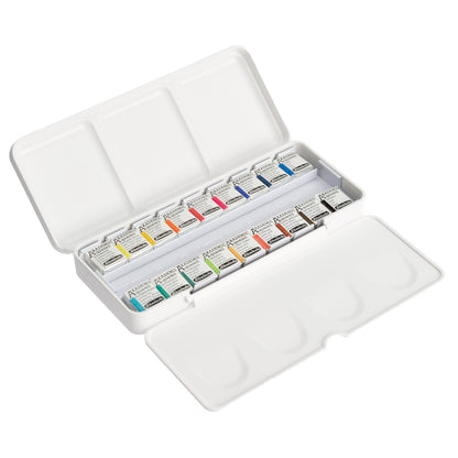 Schmincke Akademie Aquarell Set of 18 x 1/2 Pans with Brush Band
