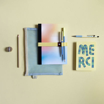 Papier Tigre Mesh Pouch (M) - Light Blue & Yellow