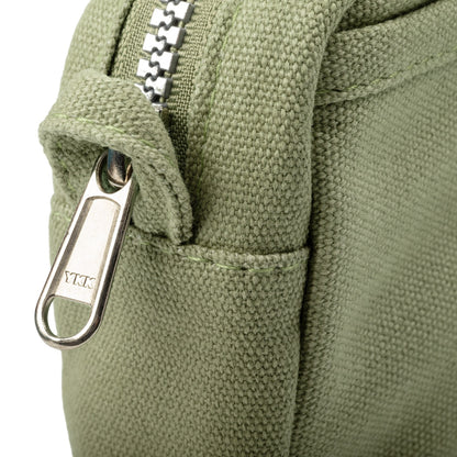 Soolla® Studio Pouch in Ganga Green – zipper detail